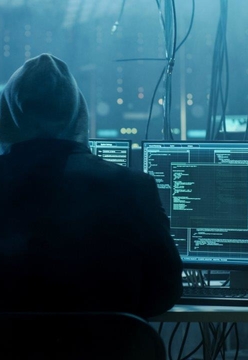 Cyberattacks make companies and governments WannaCry